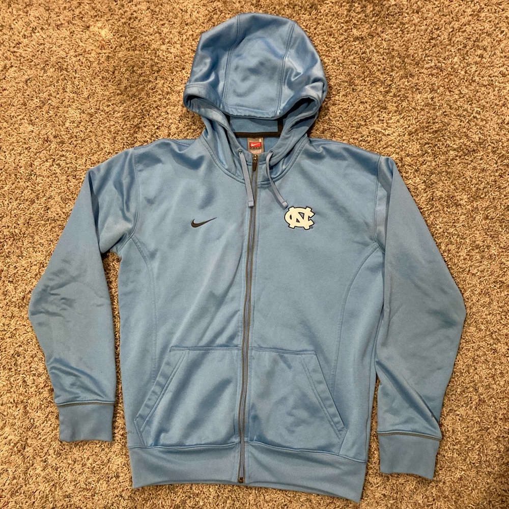 NIKE NCAA UNC TARHEELS MENS ZIPUP HOODIE